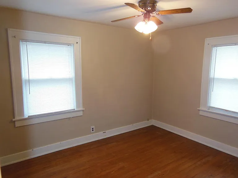 1629 Emerson Ave — Photo 7