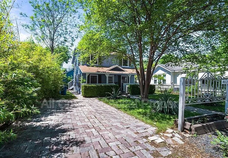 4812 Avenue G #B — Photo 1