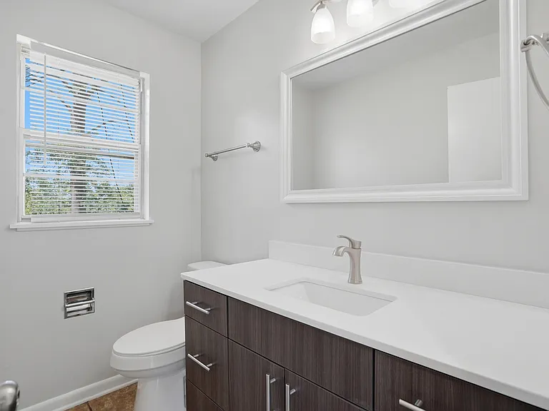 405 Brewer Dr #B — Photo 15