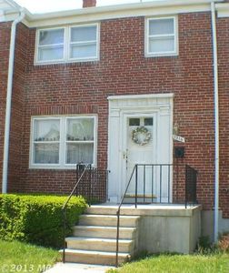 1516 Barrett Rd, Baltimore, MD, 21207