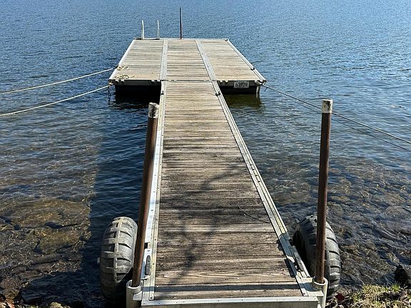 2nd image of 3598 Lake Shore Dr