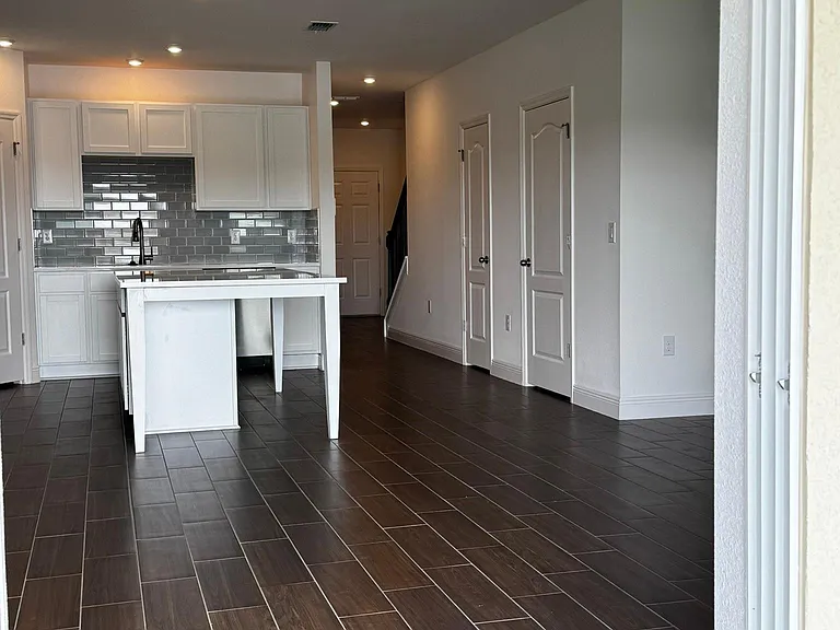 32108 Pond Apple Bnd — Photo 13