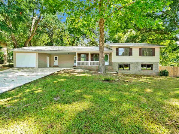 600 W 62nd St, Anniston, AL 36206