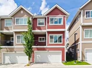 373 SW Nolancrest Hts NW, Calgary, AB T3R 0Z9