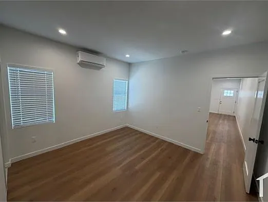 1 bed, 549 sqft, $2,289 — Photo 2