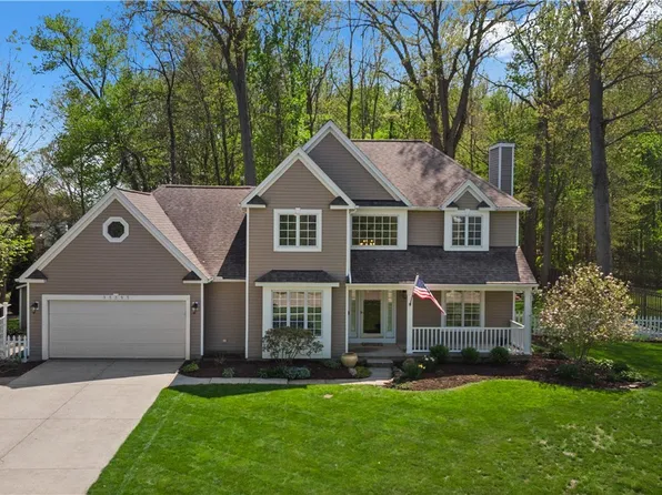 35295 Livingston Dr, Avon, OH 44011