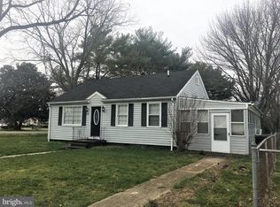 319 Locust Ave, Colonial Beach, VA 22443