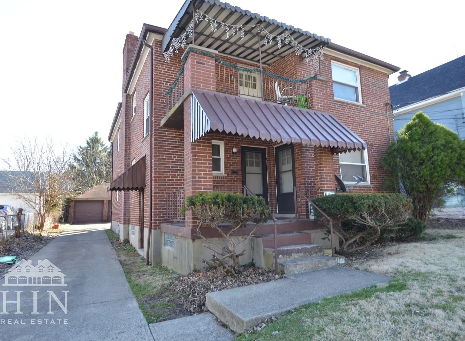2 bed, 875 sqft, $1,295 — Photo 1