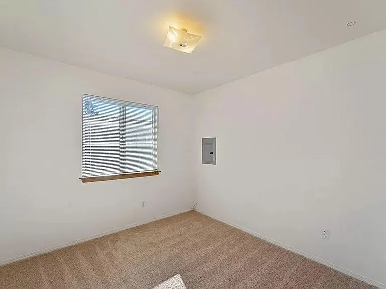 7123 Rainier Dr #C — Photo 9