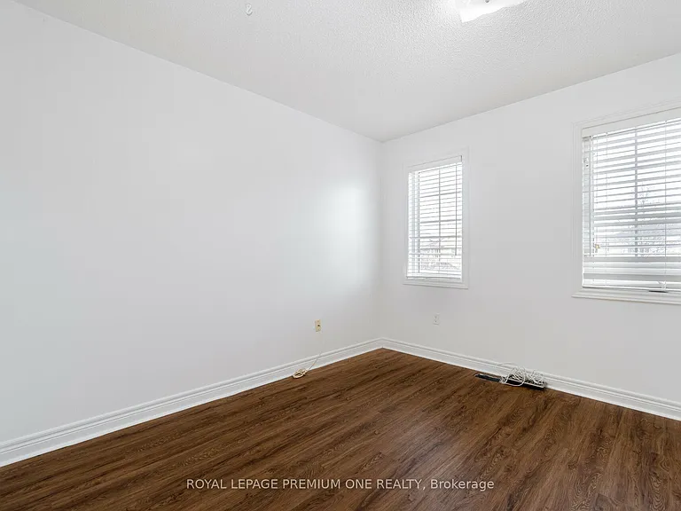 48 Devonwood Dr — Photo 37