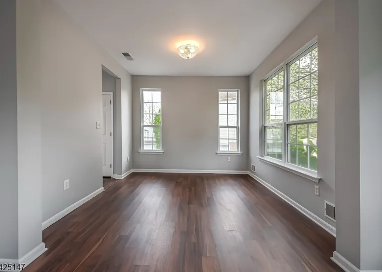227 Winding Hill Dr — Photo 4