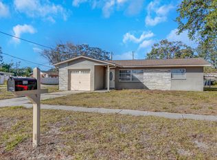 530 7th Ave SW, Largo, FL 33770