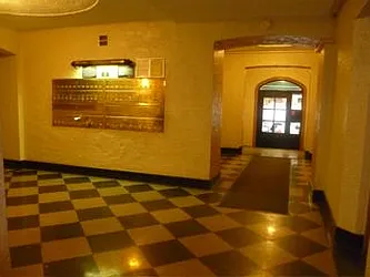 Rented by Robyn Lee, LREB