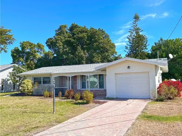 3639 SE 8th Pl, Cape Coral, FL 33904