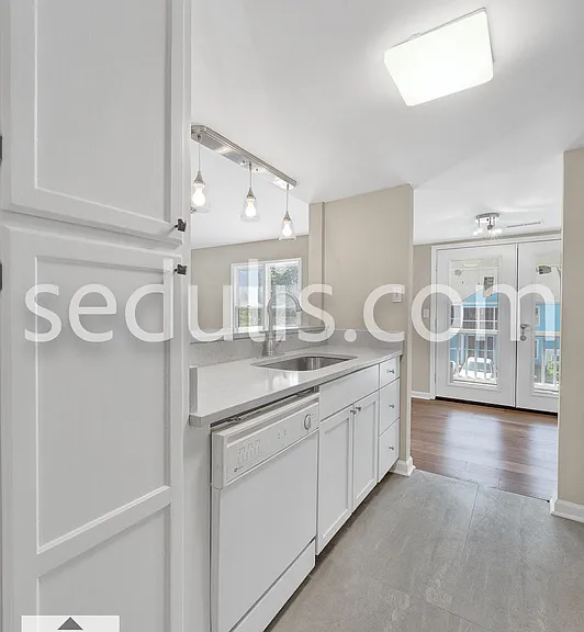 903 Peacock Pl #1 — Photo 12