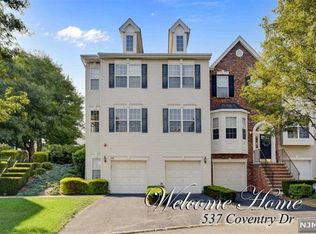 537 Coventry Dr, Nutley, NJ 07110
