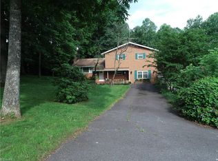 715 N Main St, Dobson, NC 27017