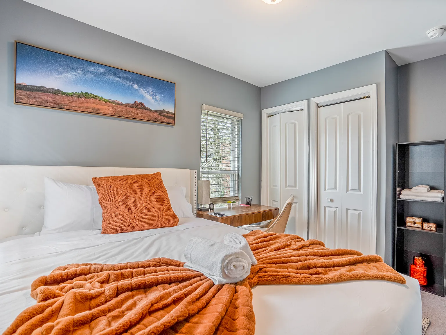 1547 Clifton Ave — Photo 4