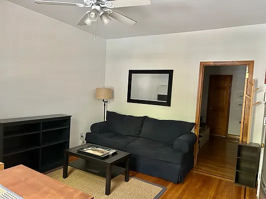 Rented by R New York | media 2