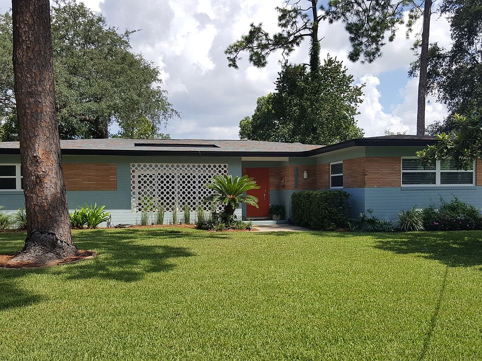 1st image of 4027 San Remo Dr