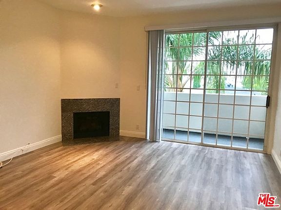 4th image of 1240 Amherst Ave APT 202
