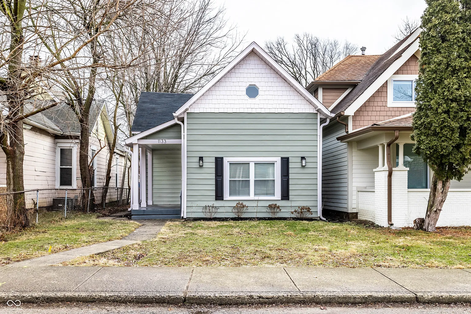 1133 Olive St photo 1