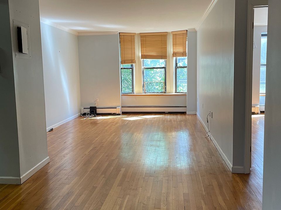 1st image of 317 W 95th St APT 3F