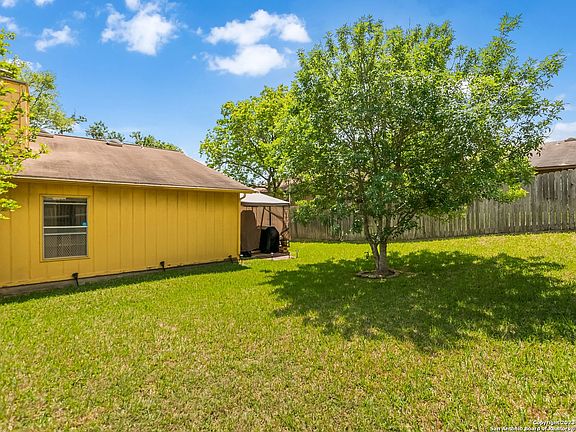 4th image of 14519 Waddesdon Bluff