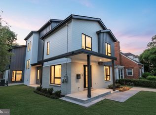 1739 Shepherd St NW, Washington, DC 20011