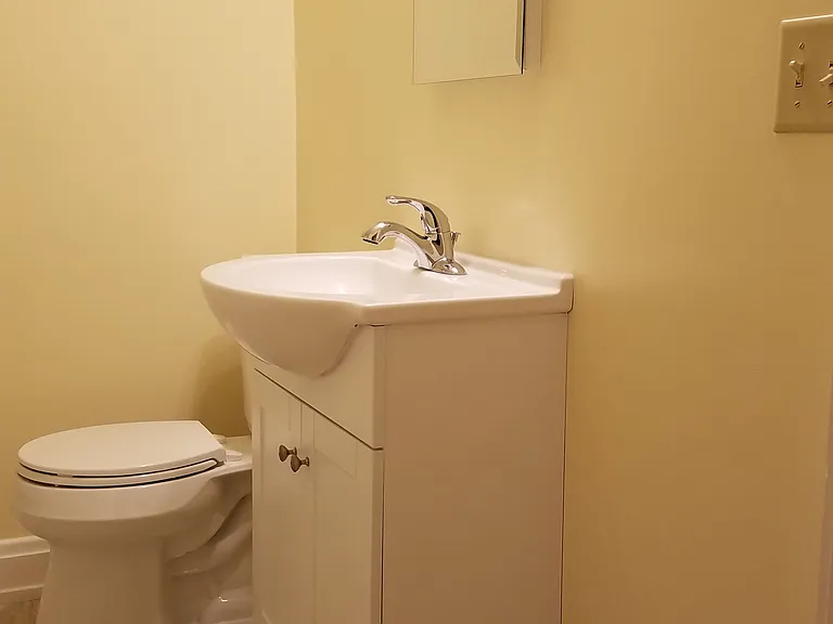 402 Taylor Ave #1 — Photo 8