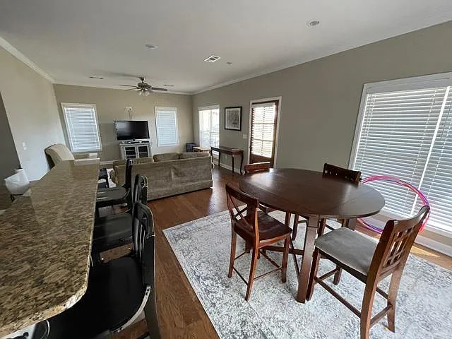 1317 Ashleys Dr — Photo 7