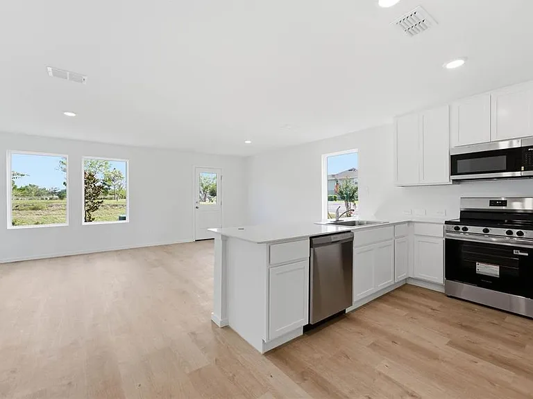 1557 Plank Pl — Photo 10
