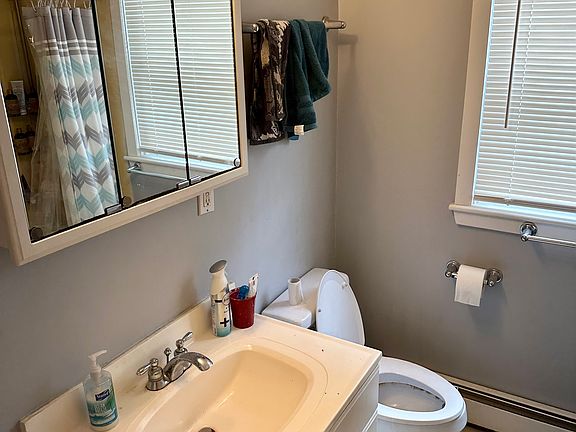 4th image of 20 Sargent Ave Floor 1