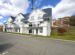 20 Du Bourg Ave #H, Edmundston, NB E3V 4C5