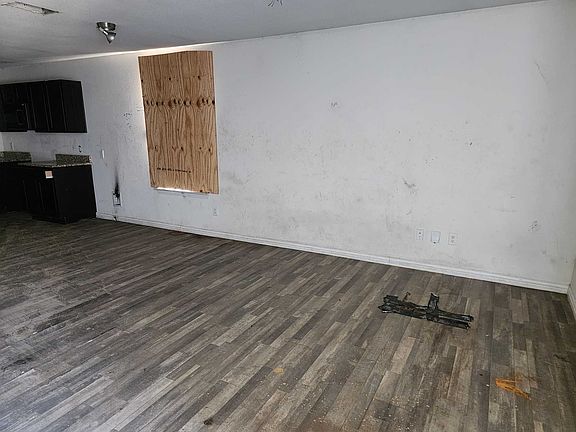 5th image of 4603 Spring Garden St