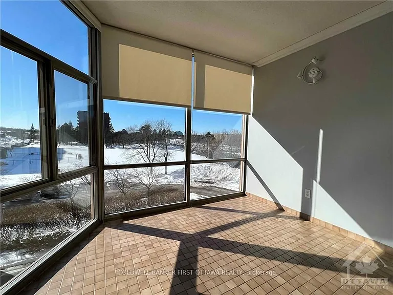 2759 Carousel Cres #307 — Photo 8