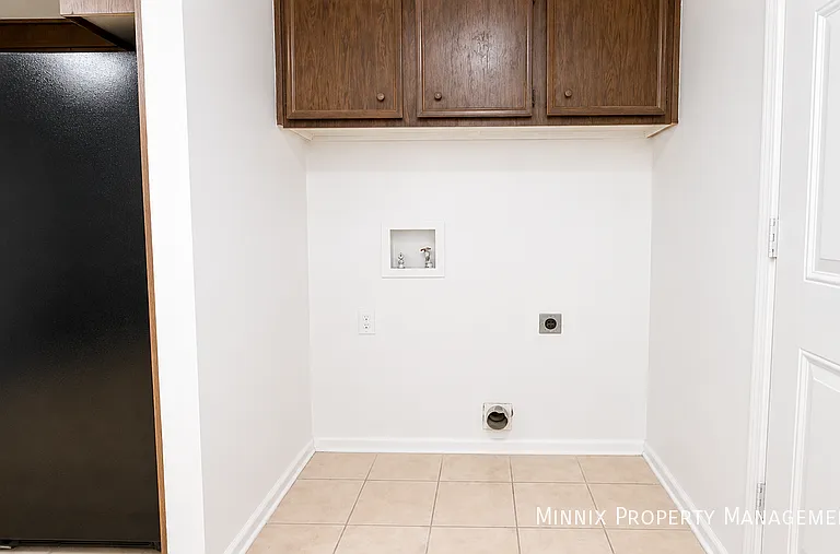 7306 Avenue W #B — Photo 15