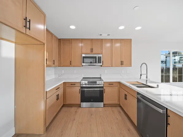 1113 Ona Ln, Redding, CA 96003