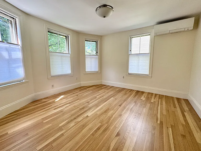 128 Pearl St #126 — Photo 8