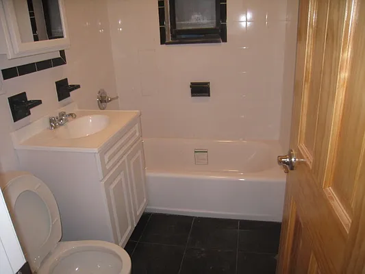 Rented by Alexiou Realty | media 10