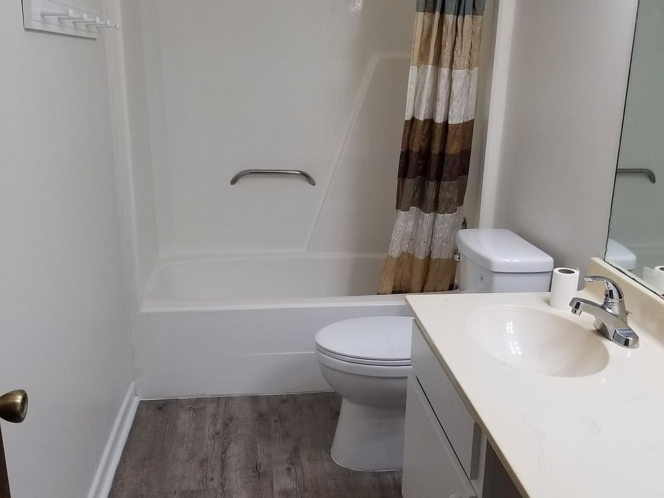 1st image of 263 S Villas Ct
