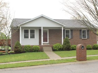 105 Fox Run Dr, Wilmore, KY 40390