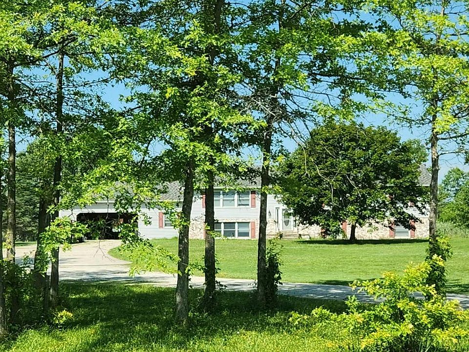 1st image of 4142 Radike Rd