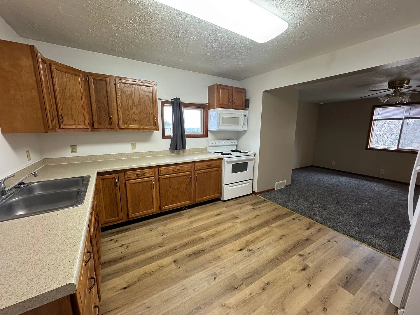1 Bedroom, 1 Bath Apartment located near Norfolk Sr High! — Photo 4