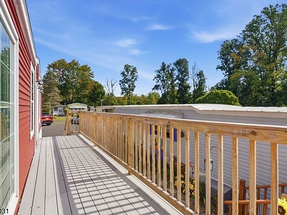 4th image of 195 W Main St, Unit 22 #22