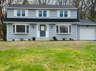 737 Burnham St, East Hartford, CT 06108