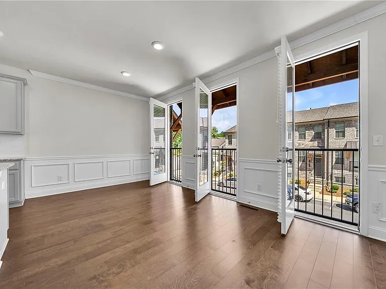 2699 Cedar Pine Way — Photo 32