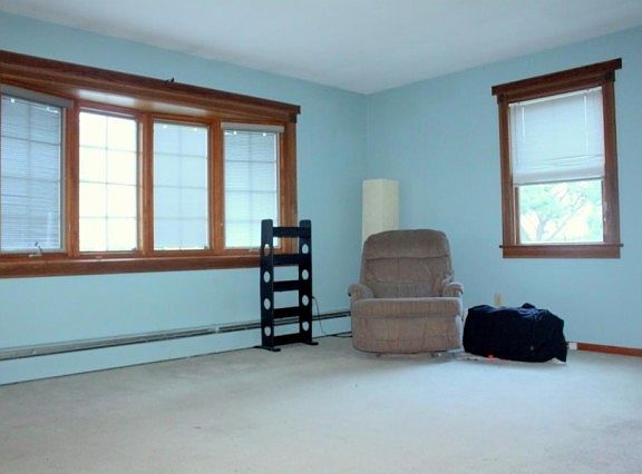3rd image of 592 Schley Ave