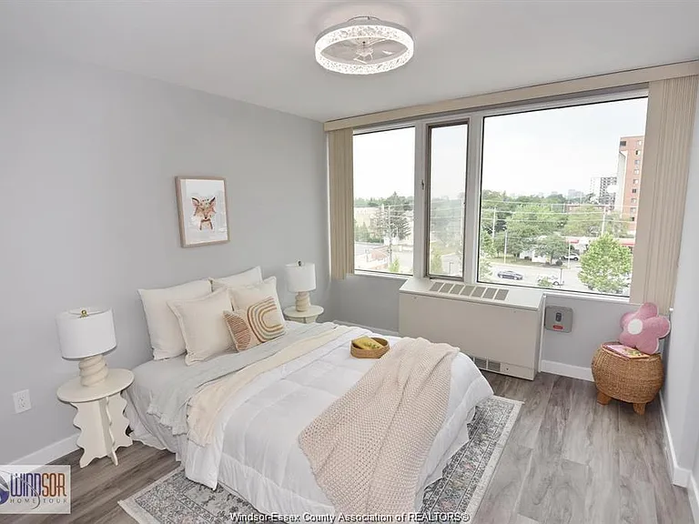 2144 Pelissier St #601 — Photo 25