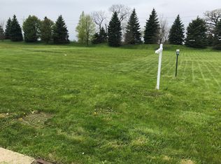 7505 Galena St, Crystal Lake, IL 60014